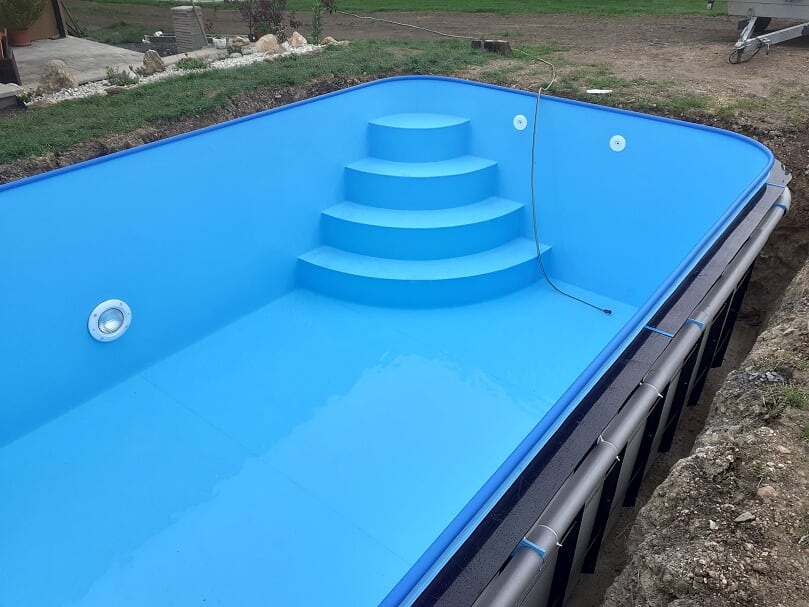 Plastový bazén 5x3x1,5m