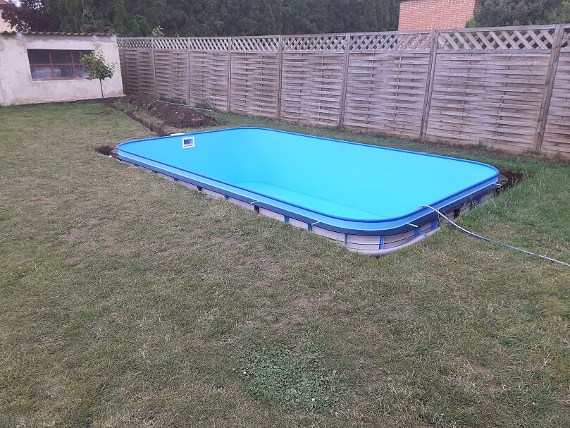 Plastový bazén 5x3x1,5m